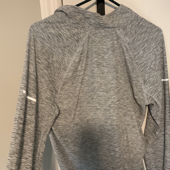 3/4 zip pullover - Picture 3 of 4